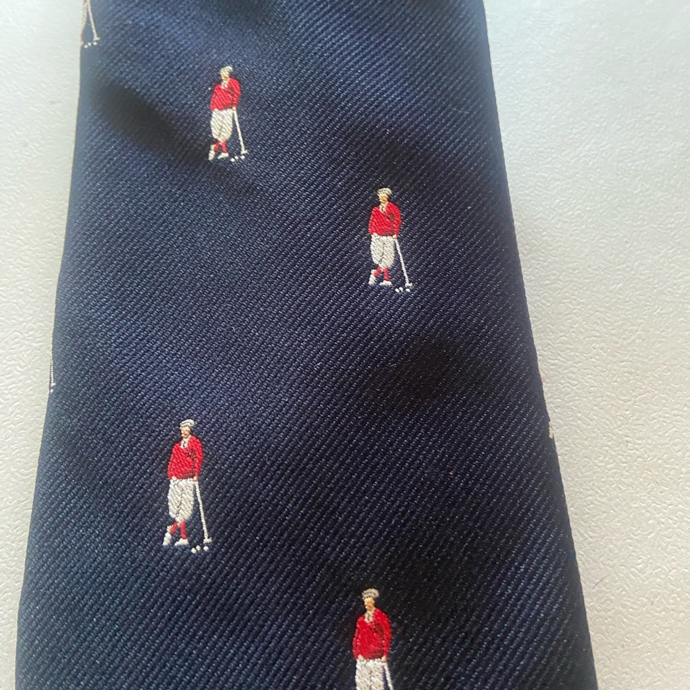Vintage Alynn Neckwear Men's Tie Golfer Blue Red White Between Rounds 1982